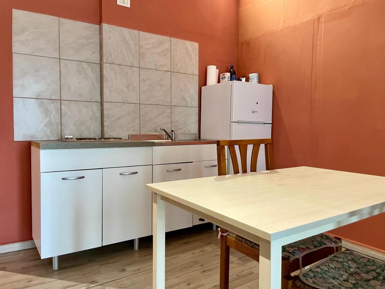 The Orange Housing In Como Dış mekan fotoğraf